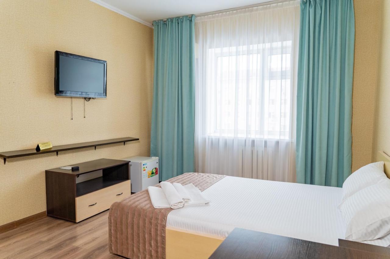 Azamat Hotel Astana Exterior photo